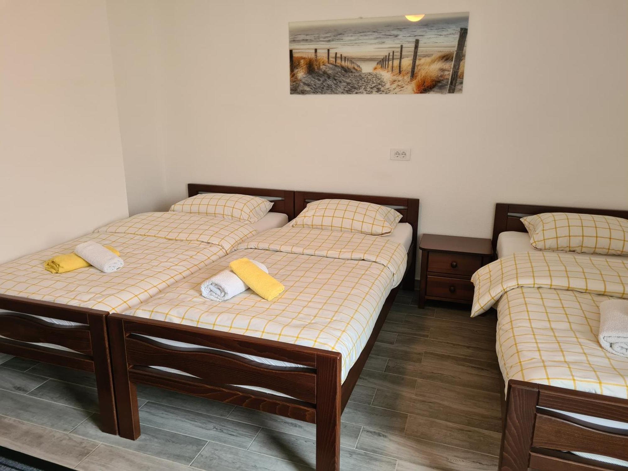 Emina Apartment พลาฟ ห้อง รูปภาพ